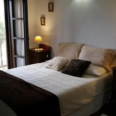 宾馆 米尔斯别墅旅馆 3*